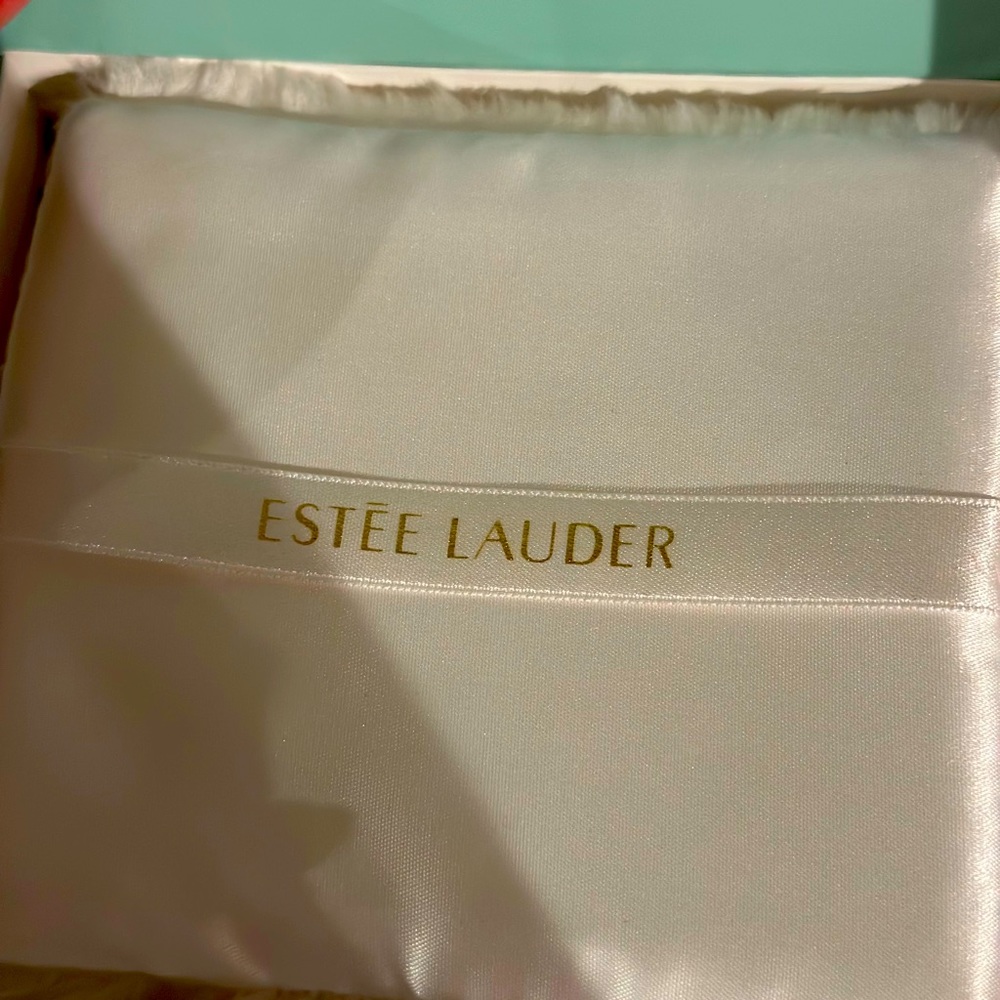 Estée lauder powder parfume